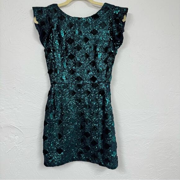 Zara Green Sequined Ruffled Sleeve Mini Dress Blogger Favorite XS - Picture 2 of 11